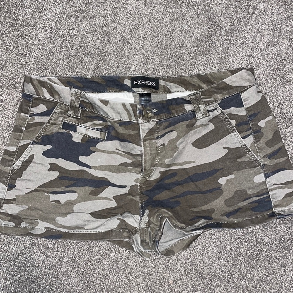 Women’s shorts